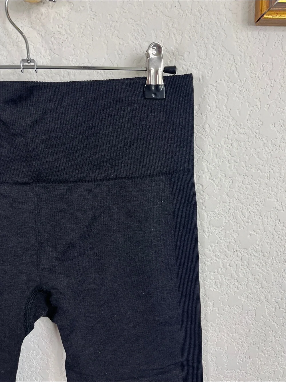 Lululemon Seamlessly Street Crop Heathered Black